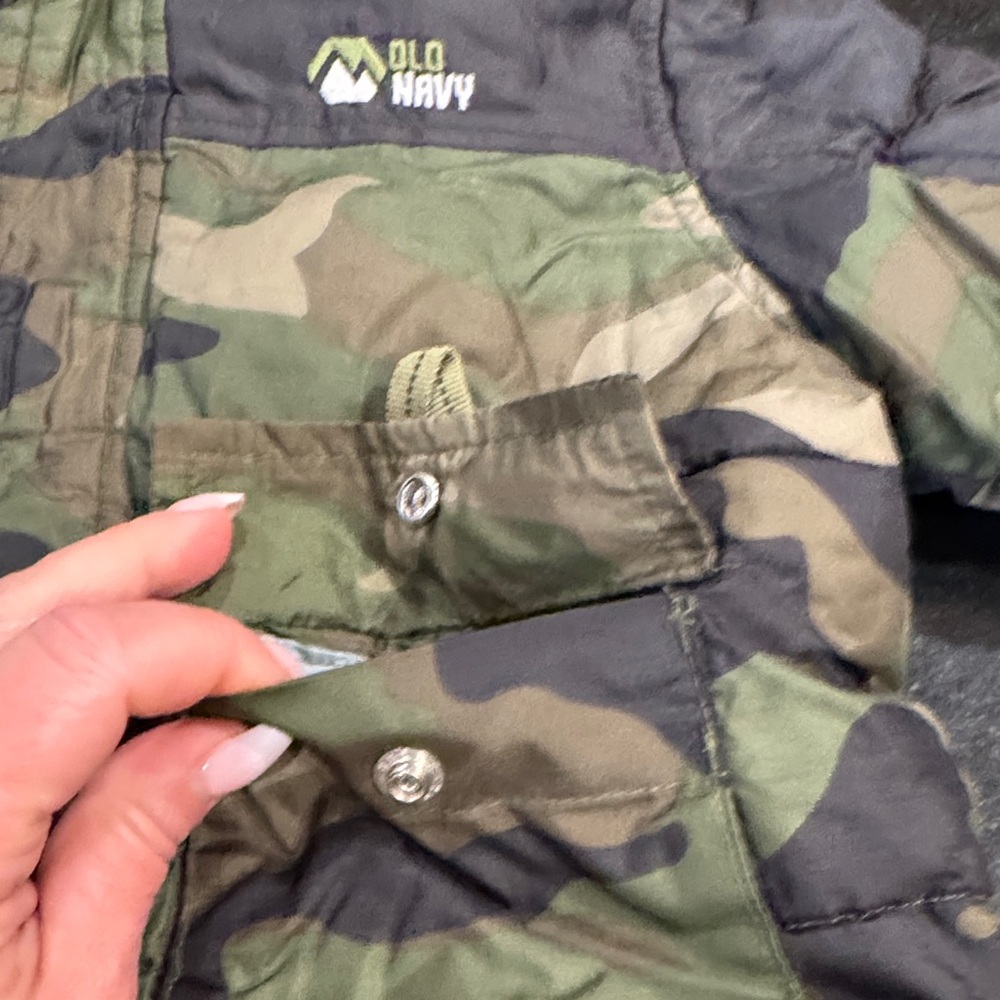 Boys Green and Black Camouflage Jacket - Picture 5 of 11